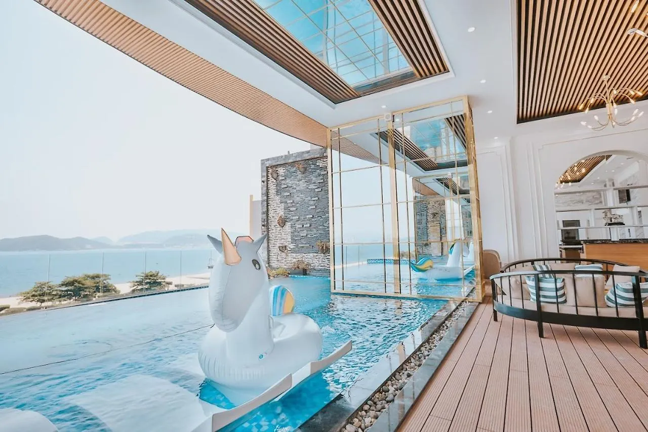 La Vague Hotel Να Τρανγκ Βιετνάμ