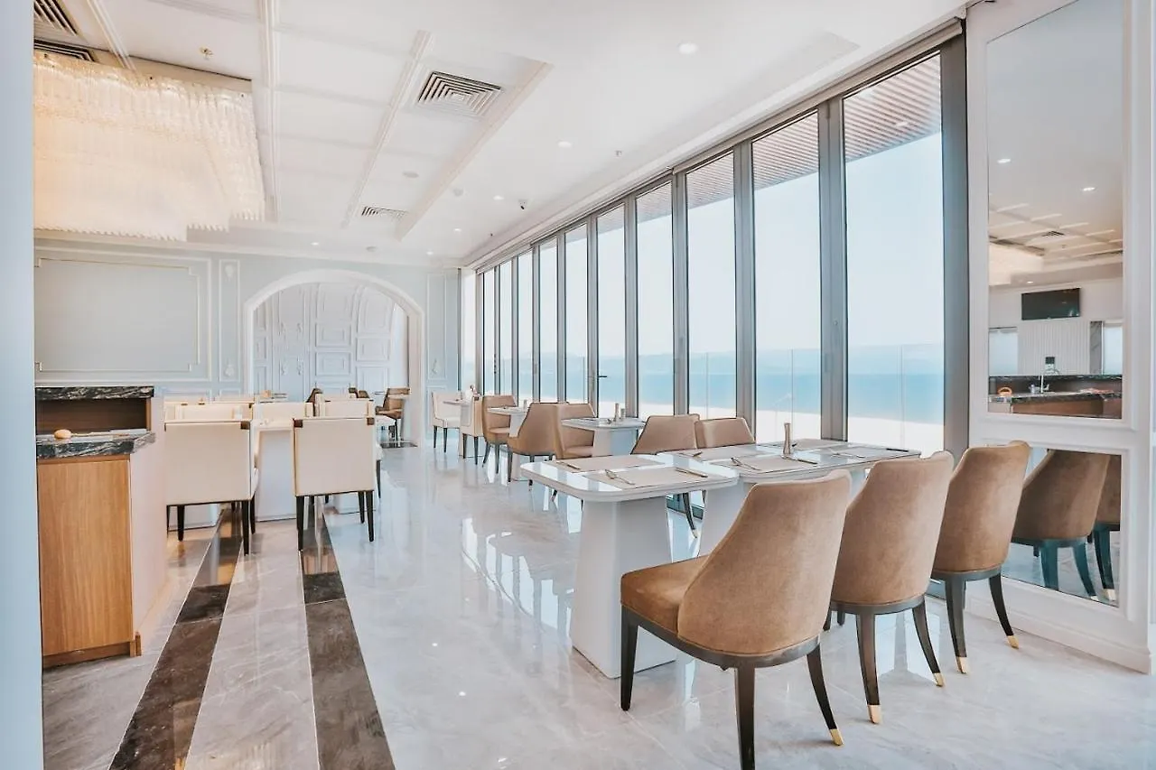 La Vague Hotel Να Τρανγκ
