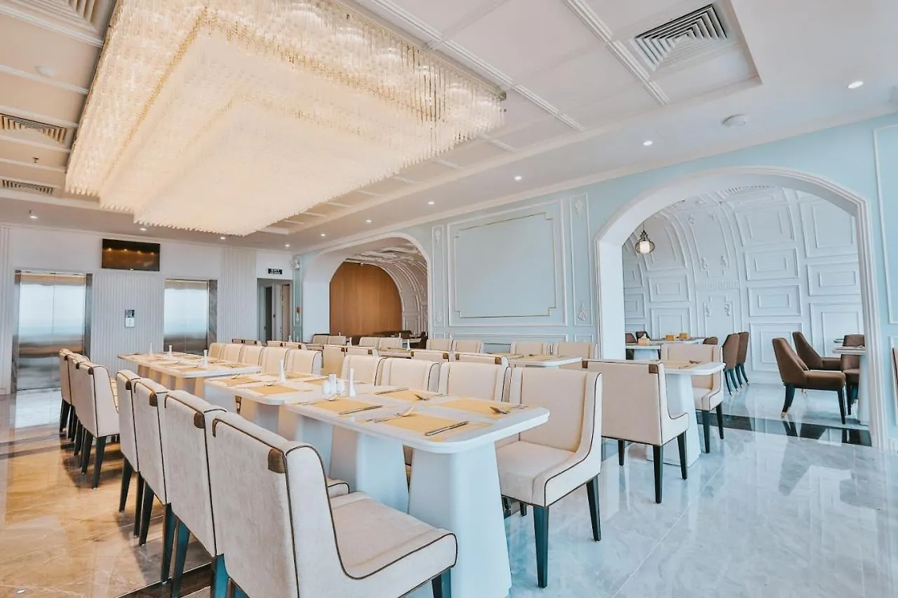 La Vague Hotel Να Τρανγκ 4*,  Βιετνάμ