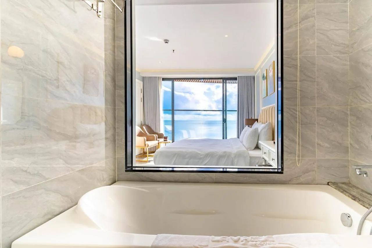 La Vague Hotel Να Τρανγκ 4*,  Βιετνάμ