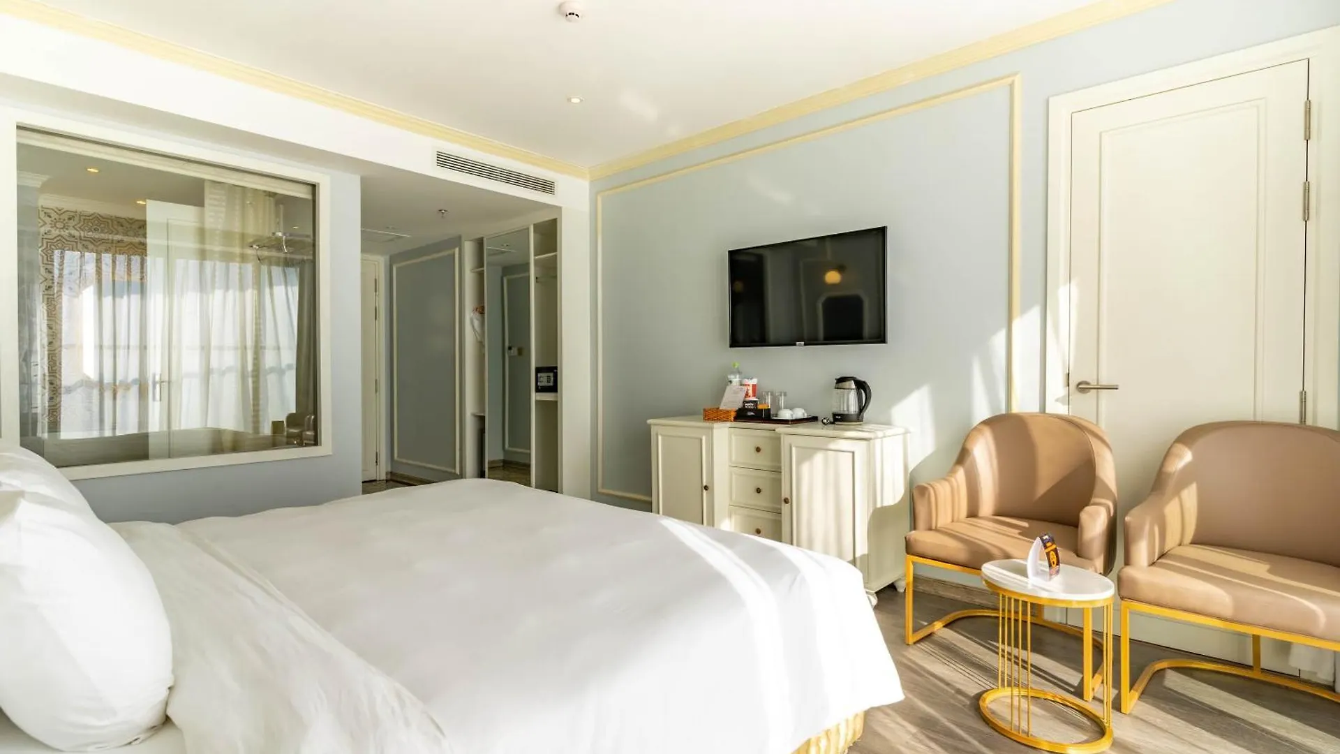 La Vague Hotel Nha Trang
