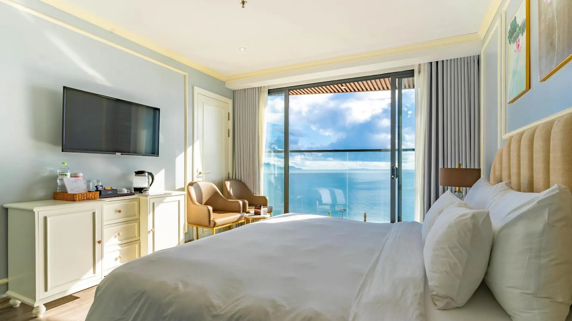 La Vague Hotel Nha Trang